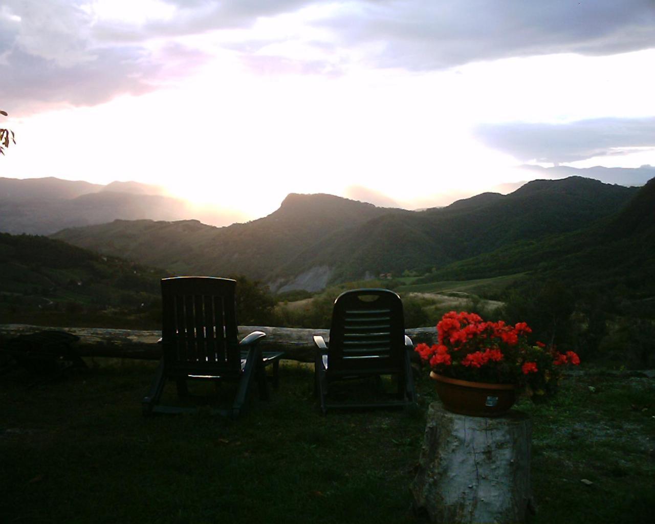 La Piana Dei Castagni Villa Castel dʼAiano Buitenkant foto